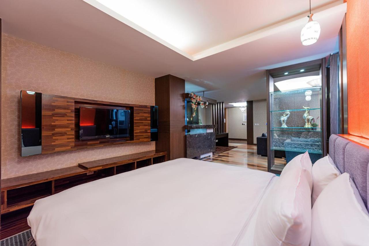 Shianghu Boutique Hotel Цзяи Экстерьер фото
