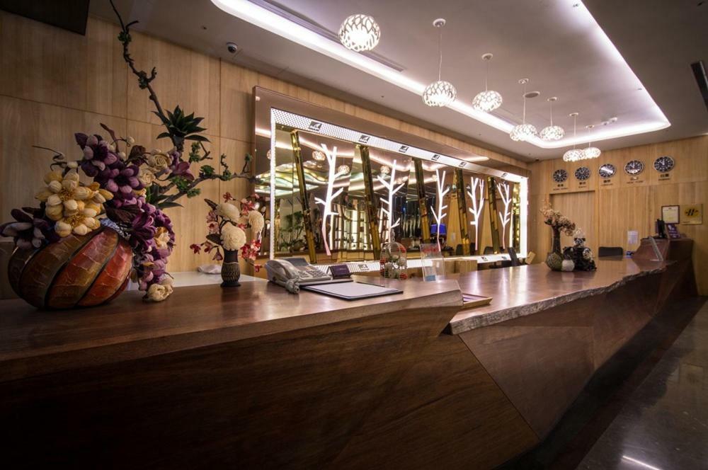 Shianghu Boutique Hotel Цзяи Экстерьер фото